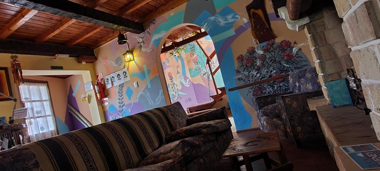 La Casa Del Arbol - Hostel Ель-Больсон Екстер'єр фото